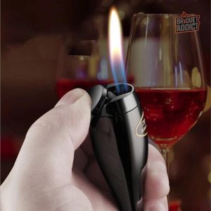 Briquet original en forme de bouteille de vin