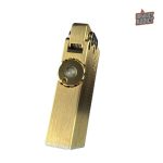 Briquet essence au design classique en laiton doré