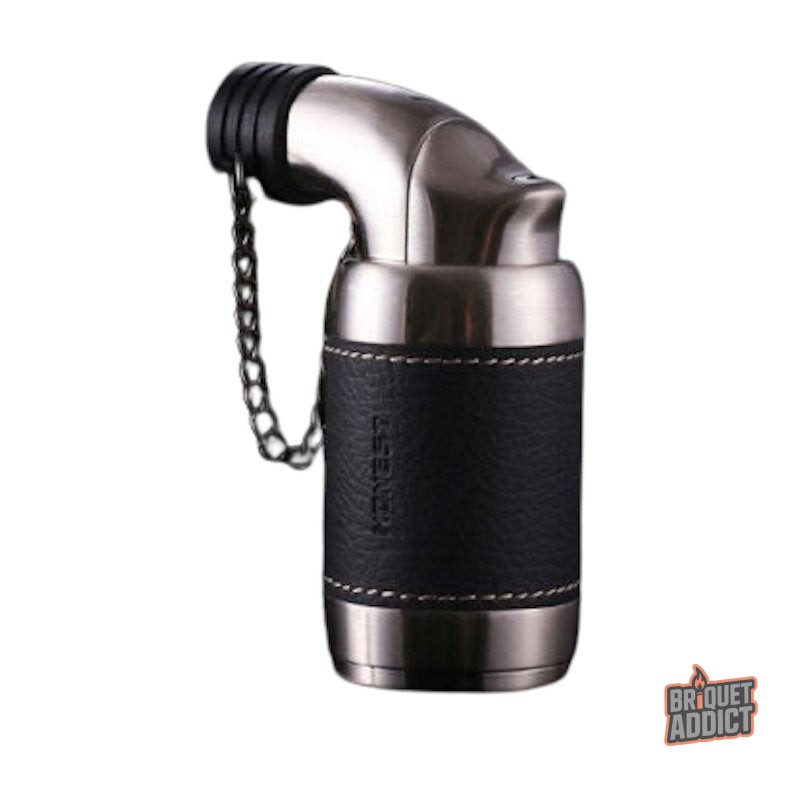 Briquet chalumeau 4 flammes compact et efficace