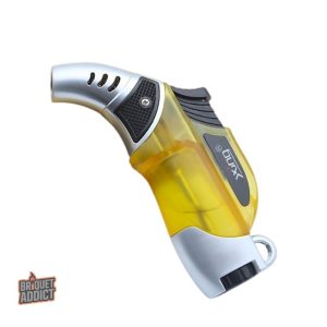 Accessoire de cuisine essentiel : briquet chalumeau compact