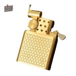 Briquet pas cher de marque en essence, design pratique et compact