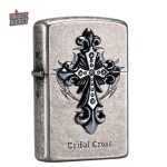 Accessoire de fumeur avec motifs gothiques distinctifs