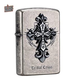 Accessoire de fumeur avec motifs gothiques distinctifs