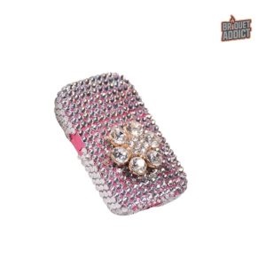Briquet féminin décoré de strass scintillants