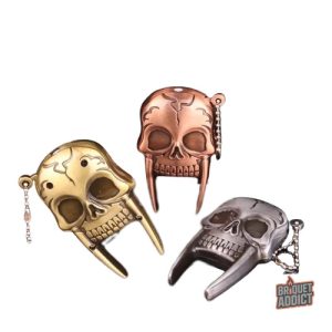 Accessoire de fumeur : briquet tête de mort stylisé