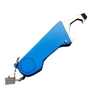 Outil multifonction : briquet et décapsuleur en un